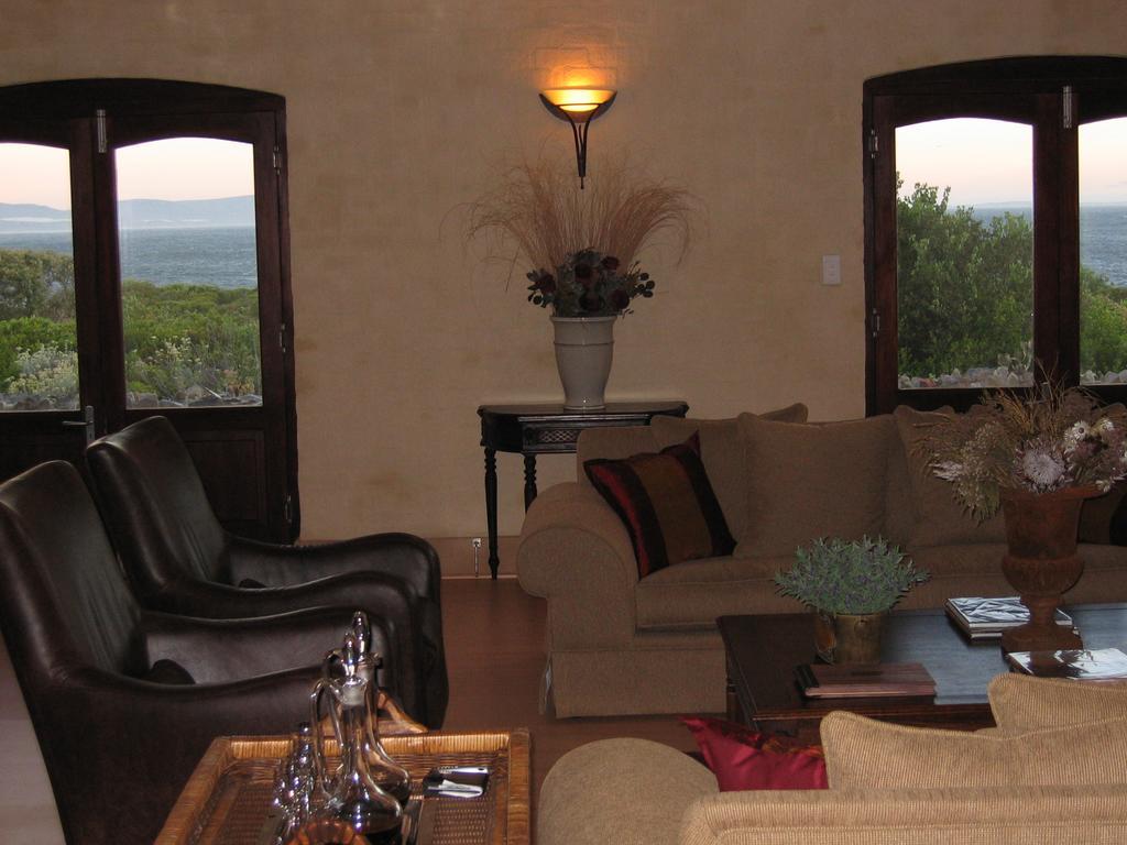 Auberge Provence Hermanus Luaran gambar