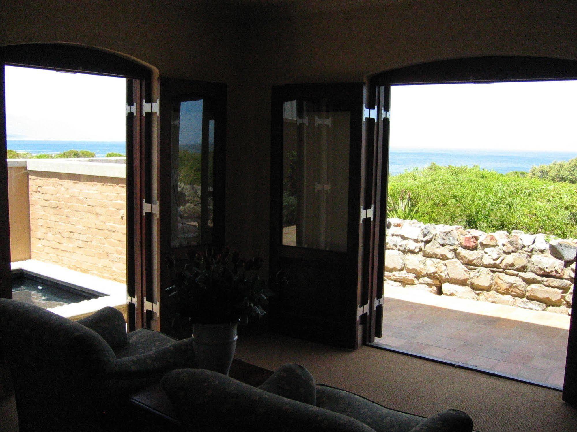 Auberge Provence Hermanus Luaran gambar